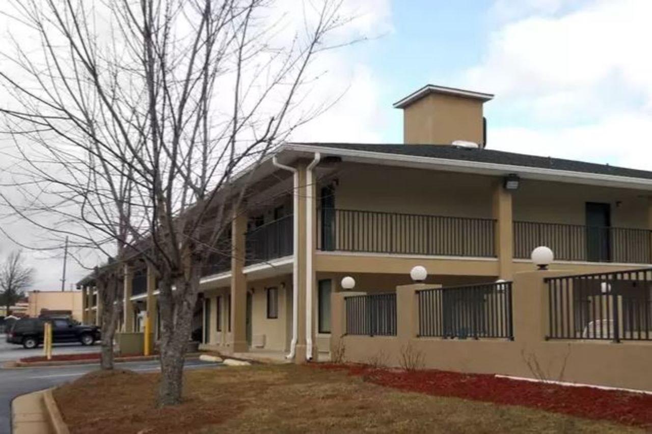 America'S Best Inn & Suites - Decatur Exterior photo