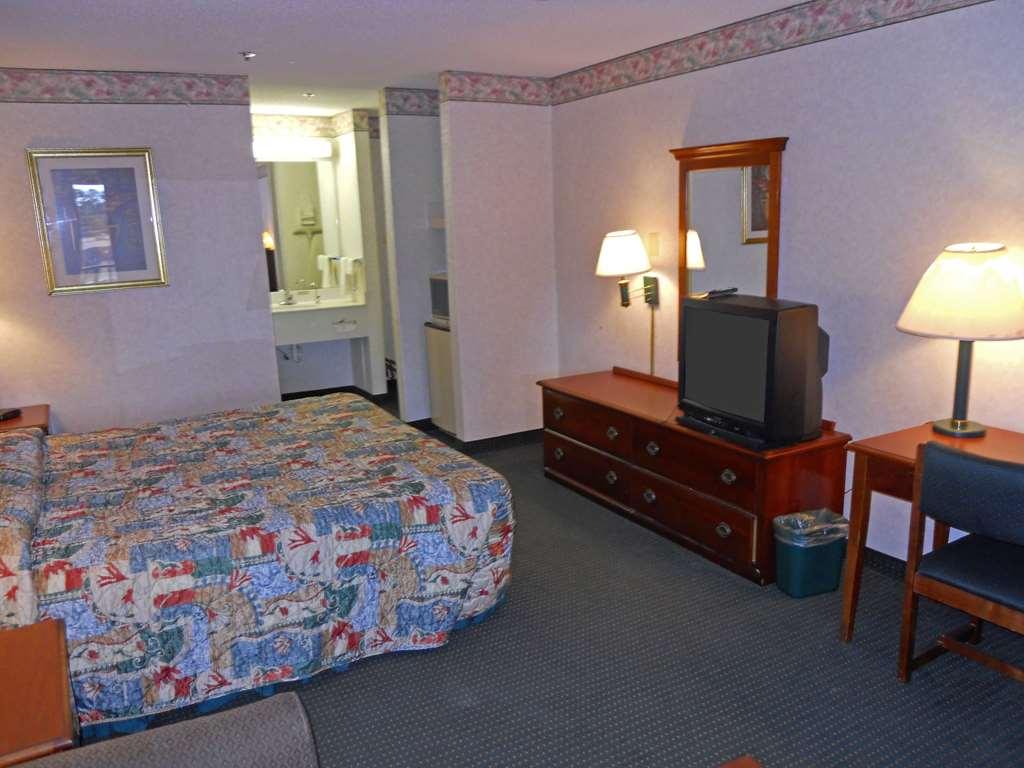 America'S Best Inn & Suites - Decatur Room photo